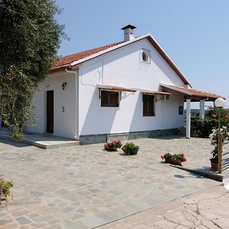 Eleonas Holiday Home Apartment Agios Stefanos Avliotes  Екстериор снимка